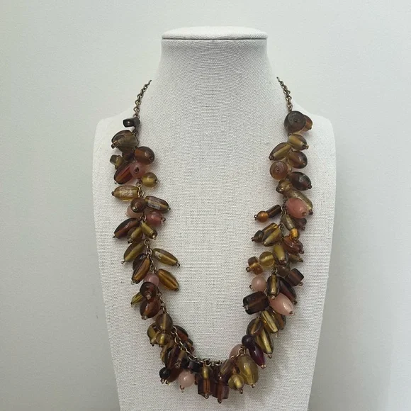 🍁 Brown Glass Beaded Necklace - Picture 2 of 2